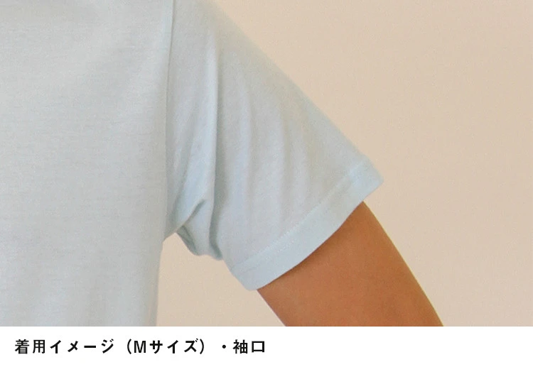 4.0オンス　ライトウェイトＴシャツ｜着用イメージ（Mサイズ）・袖口